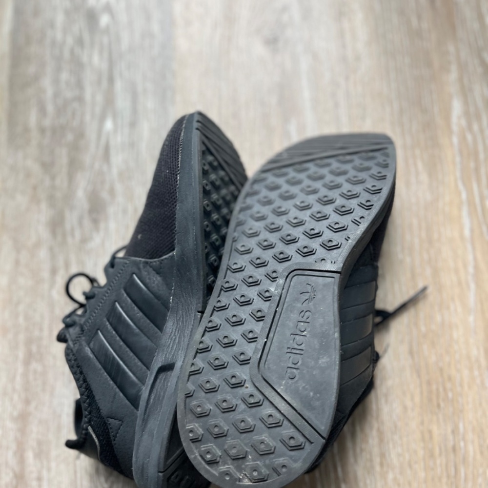 Adidas - Picture 2 of 5